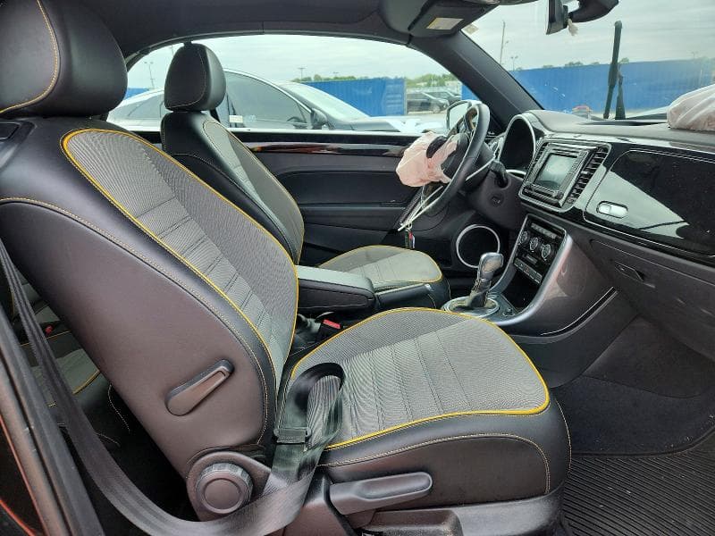 2017 VOLKSWAGEN BEETLE DUNE 10