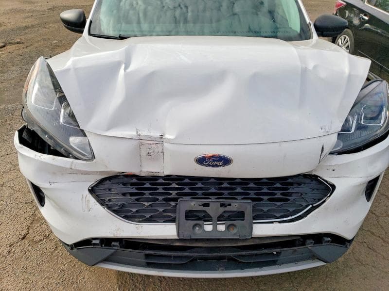 2022 FORD ESCAPE SE 12