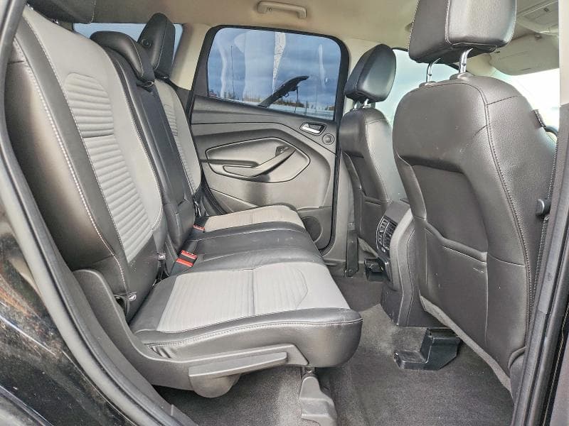 2017 FORD ESCAPE SE 11