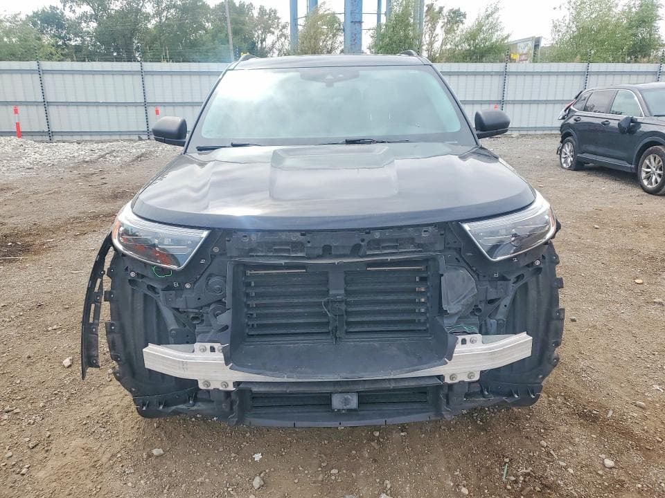 2021 FORD EXPLORER XLT 5