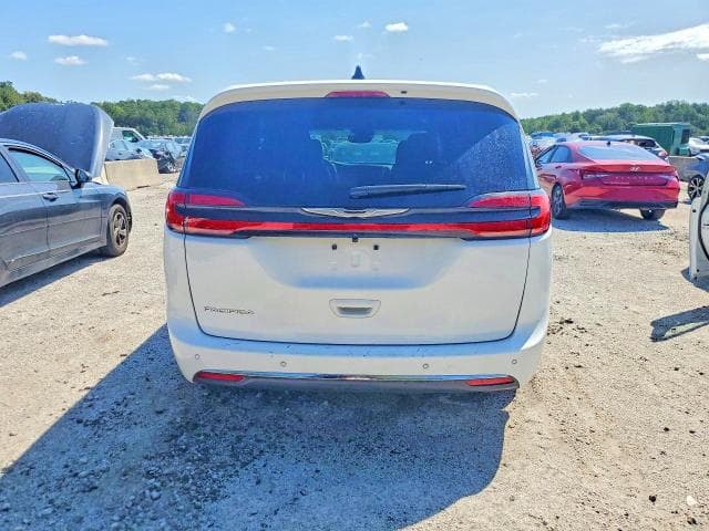 2026 CHRYSLER PACIFICA SELECT 6