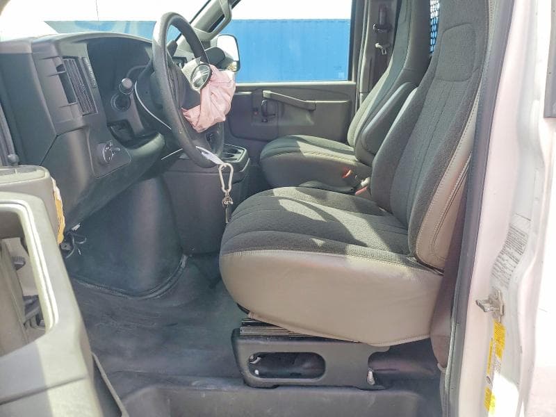 2021 GMC SAVANA G2500 7
