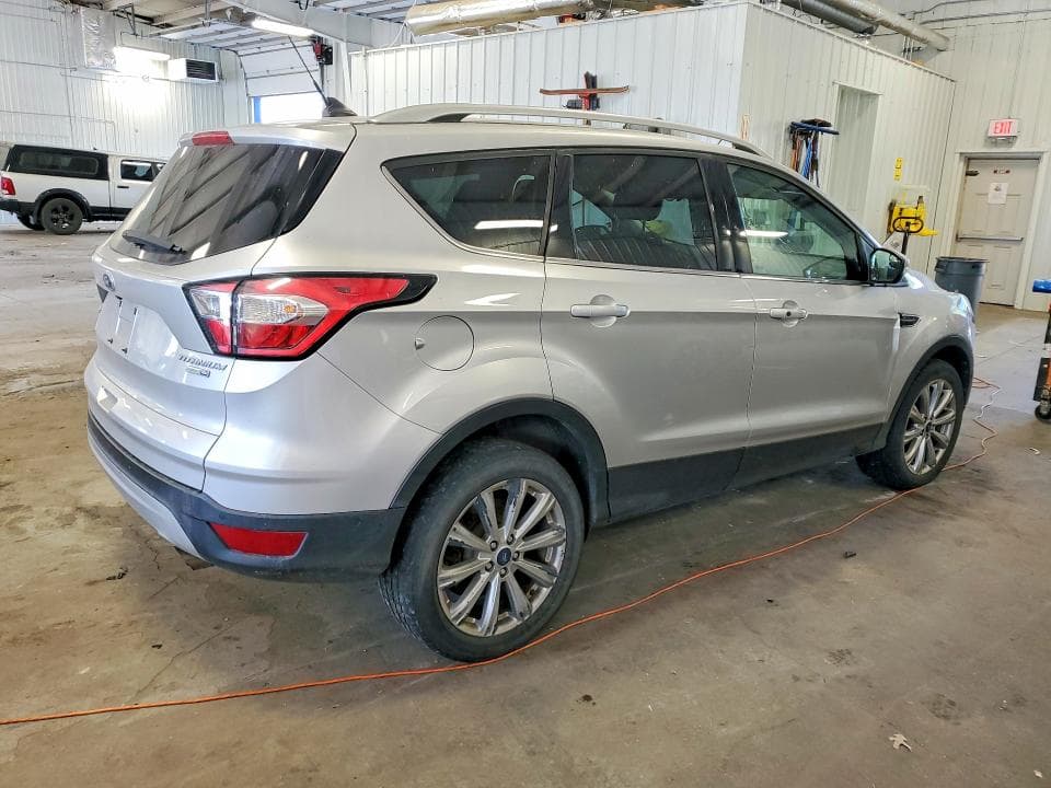 2018 FORD ESCAPE TITANIUM 3