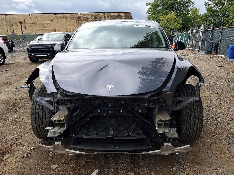 2023 TESLA MODEL Y 5