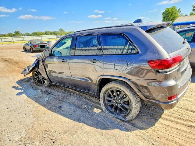 2020 JEEP GRAND CHEROKEE LAREDO 2
