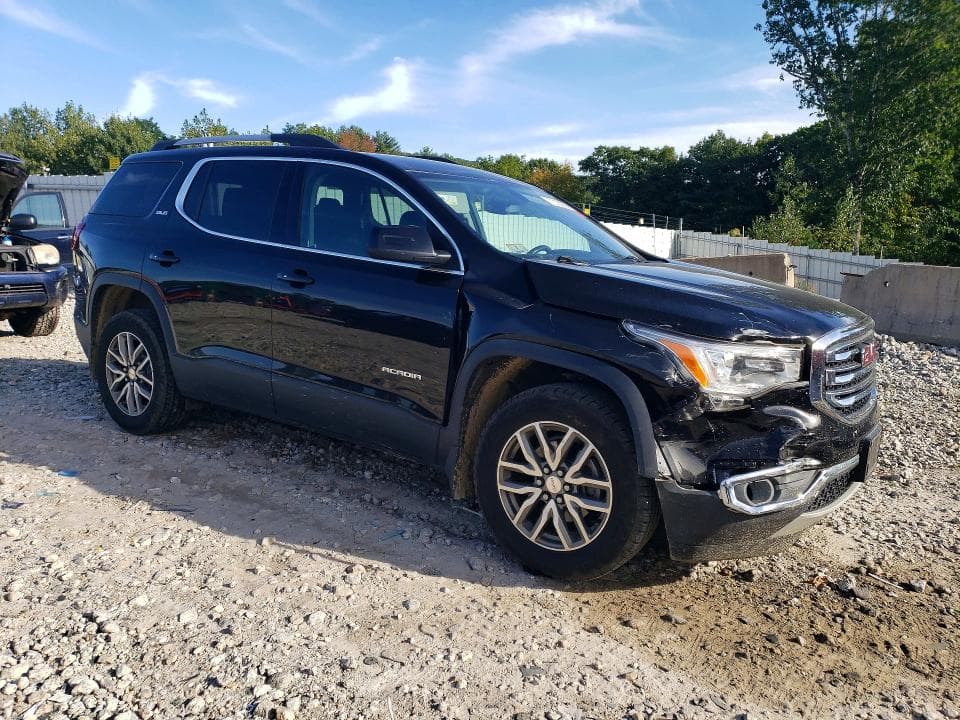 2017 GMC ACADIA SLE 4