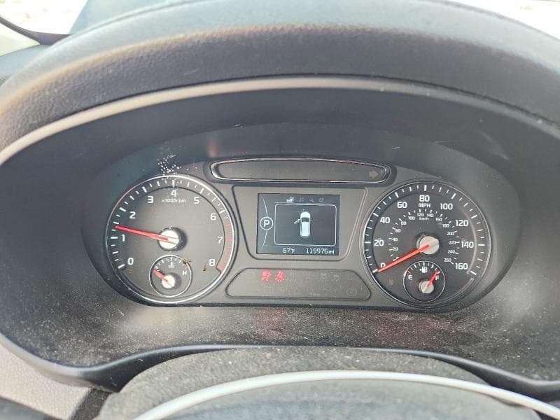 2017 KIA SORENTO LX V6 9