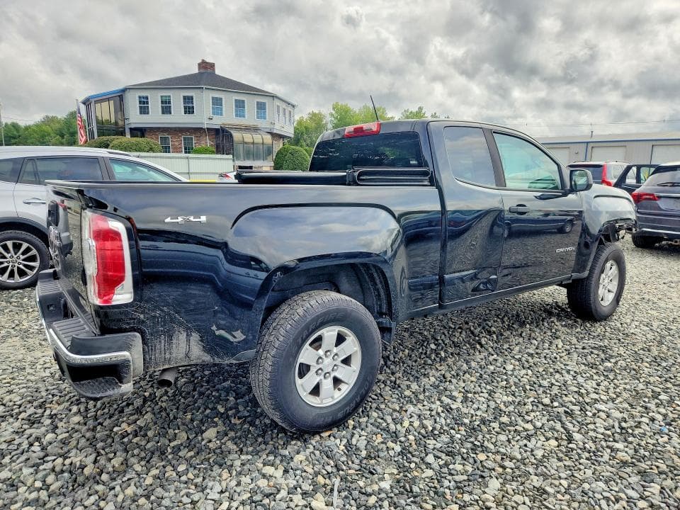2018 GMC CANYON 3