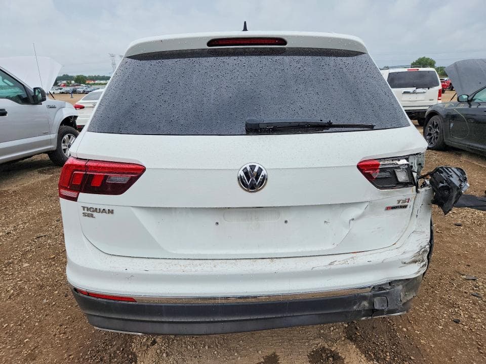 2018 VOLKSWAGEN TIGUAN SE 6