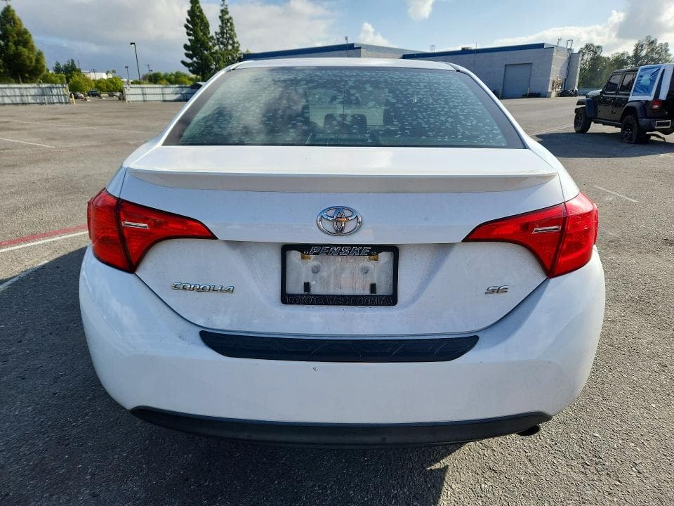 2017 TOYOTA COROLLA SE 6