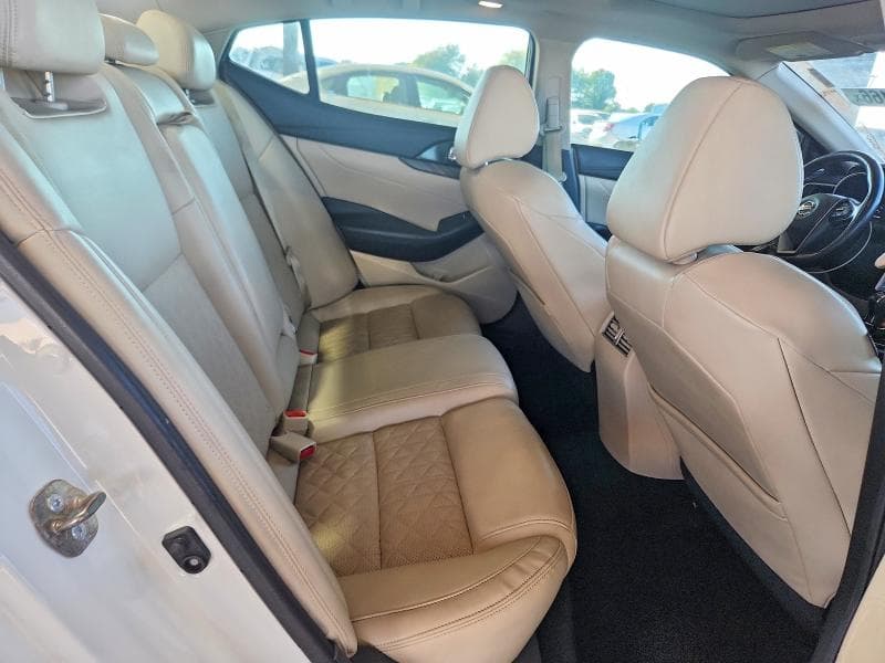 2017 NISSAN MAXIMA PLATINUM 10