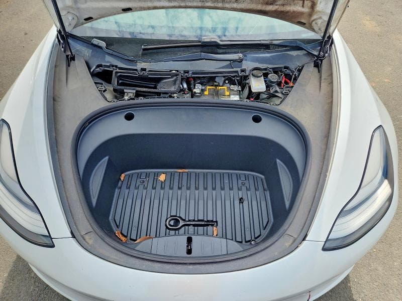 2021 TESLA MODEL 3 11