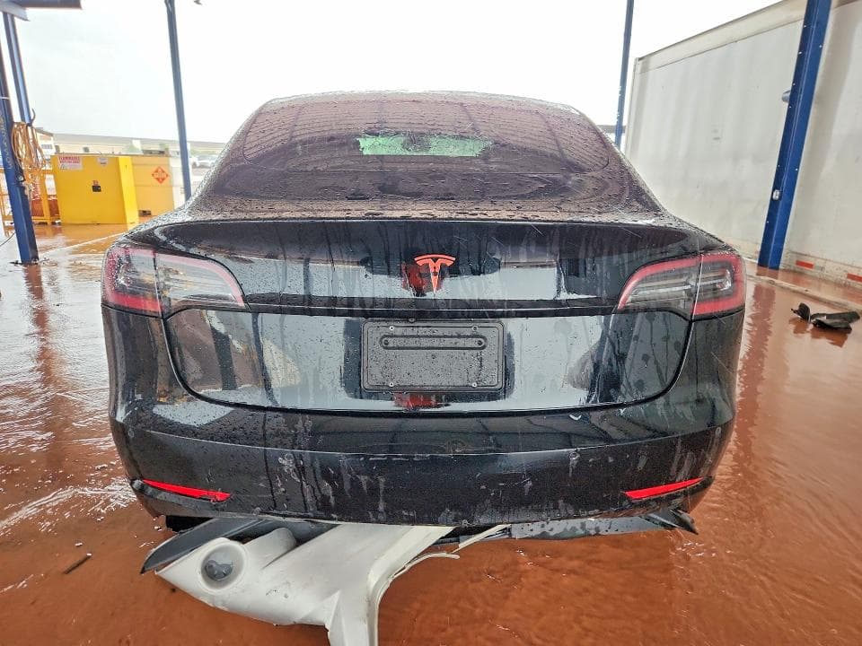 2020 TESLA MODEL 3 6