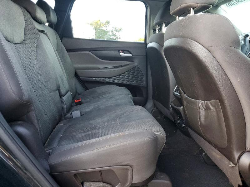 2019 HYUNDAI SANTA FE SE 10