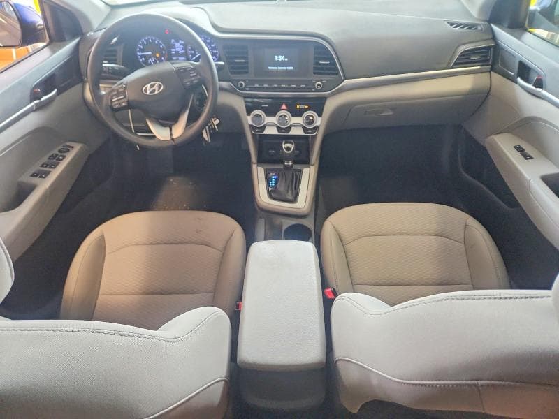 2019 HYUNDAI ELANTRA SE 8