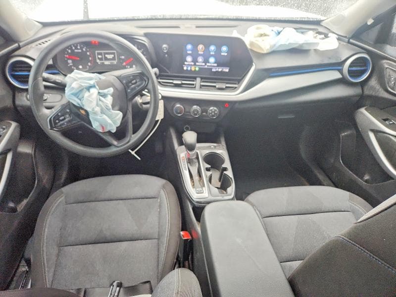 2024 CHEVROLET TRAX LS 8