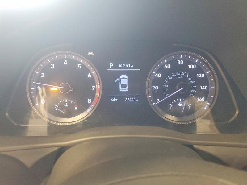 2021 HYUNDAI SONATA SE 9