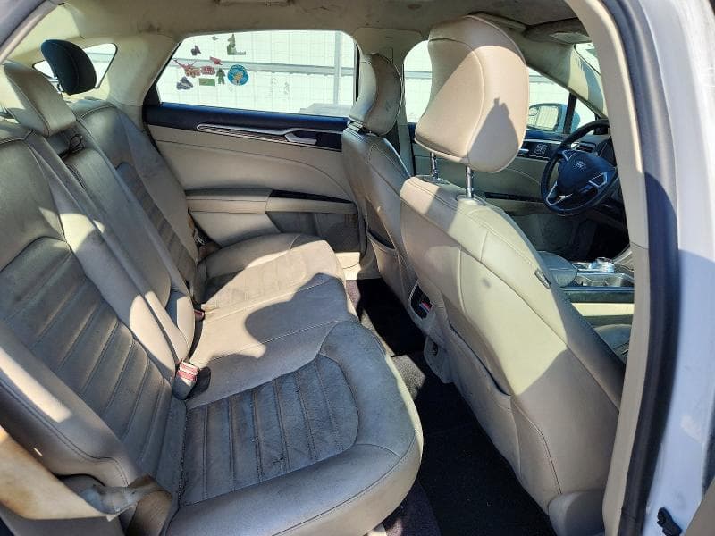 2017 FORD FUSION SE 10