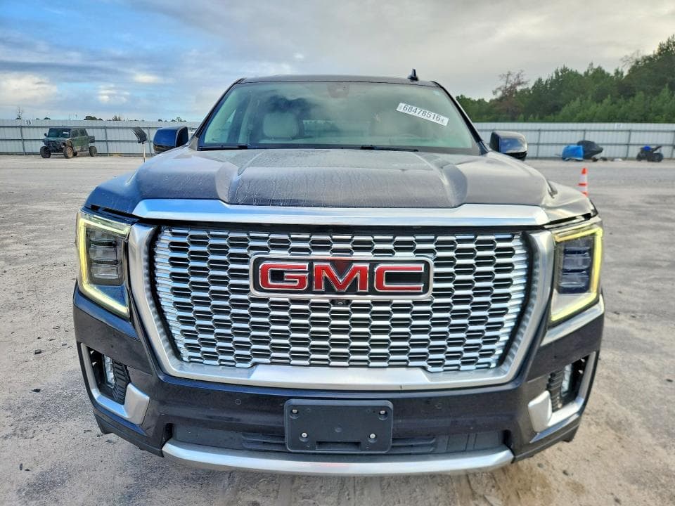 2021 GMC YUKON DENALI 5