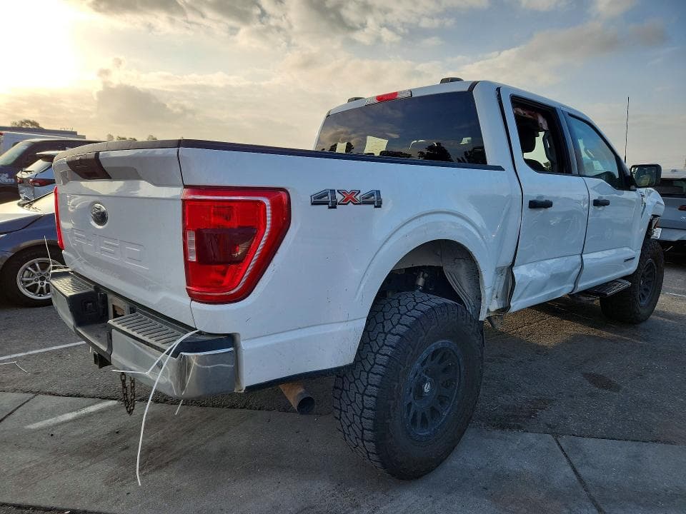 2023 FORD F150 SUPERCREW 3