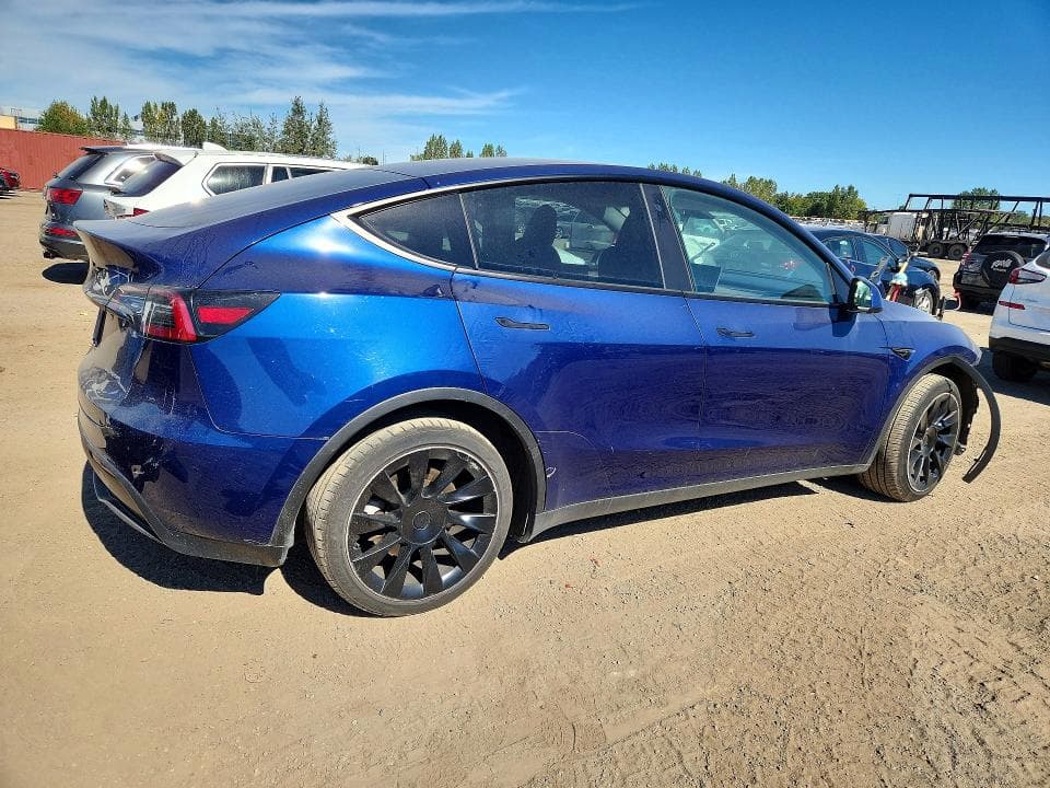 2023 TESLA MODEL Y 3