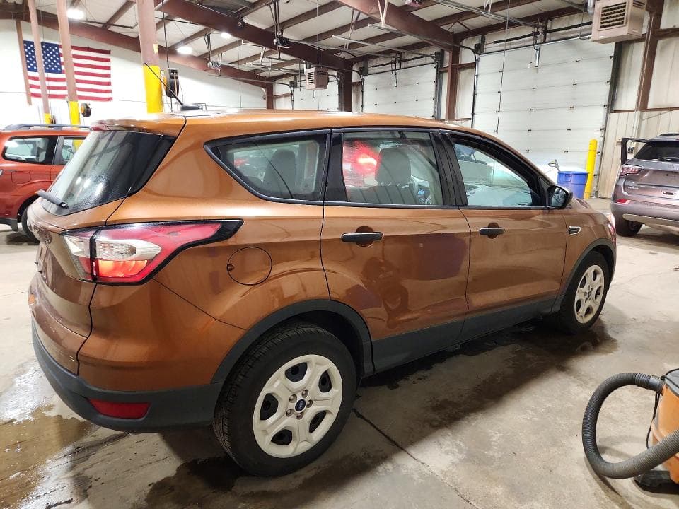 2017 FORD ESCAPE S 3
