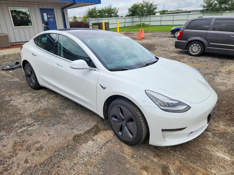 2019 TESLA MODEL 3 4