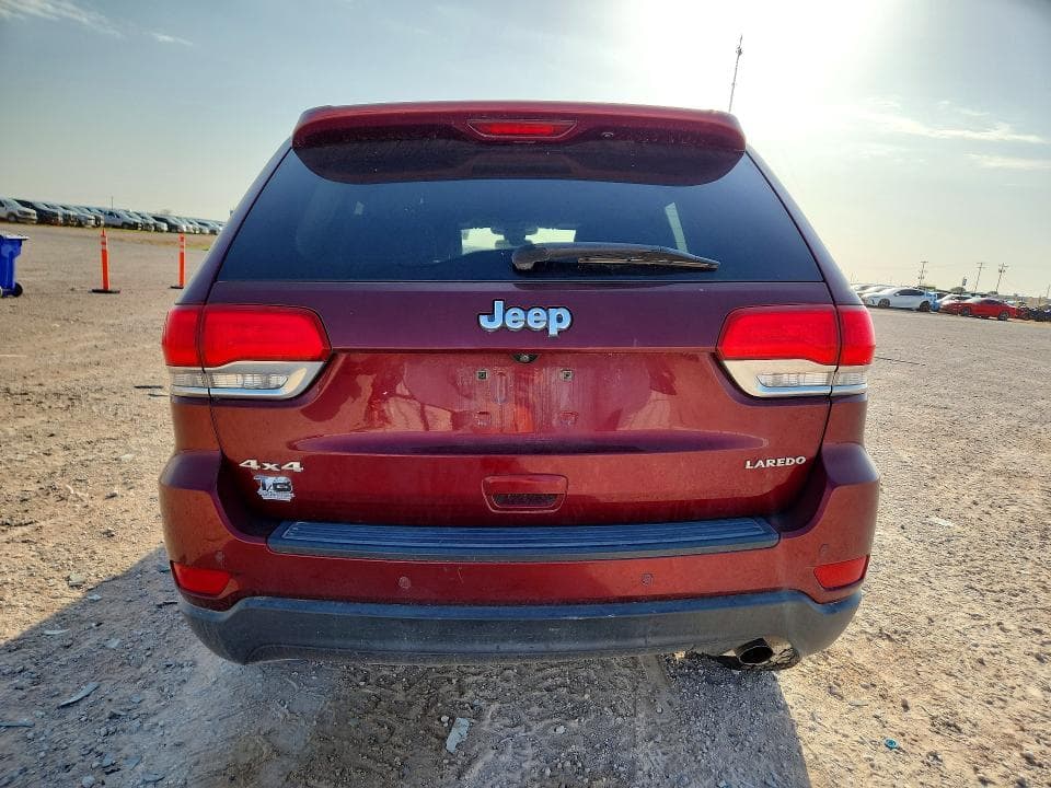 2018 JEEP GRAND CHEROKEE LAREDO 6