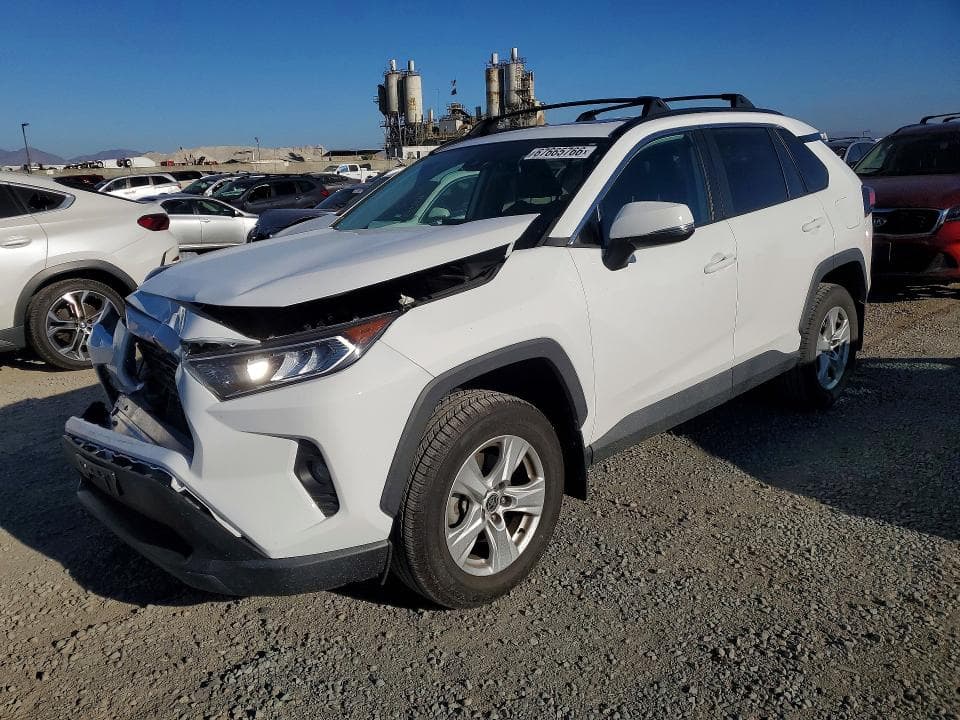 2021 TOYOTA RAV4 XLE - 1