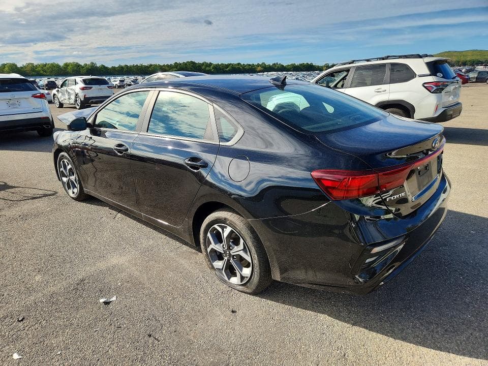 2019 KIA FORTE LXS 2