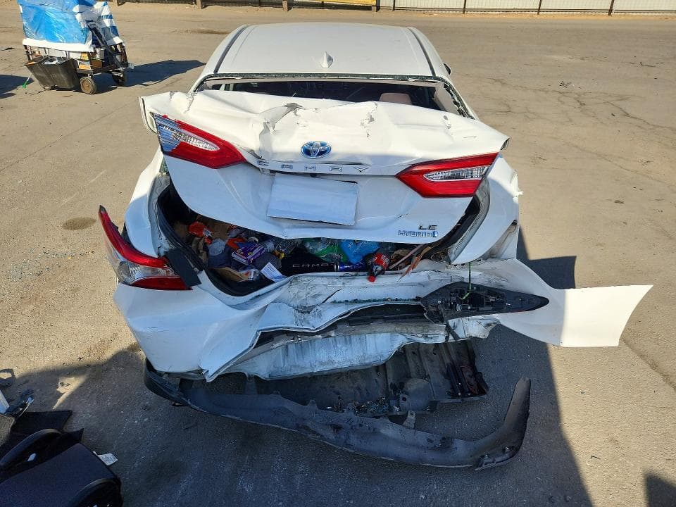 2020 TOYOTA CAMRY LE 6