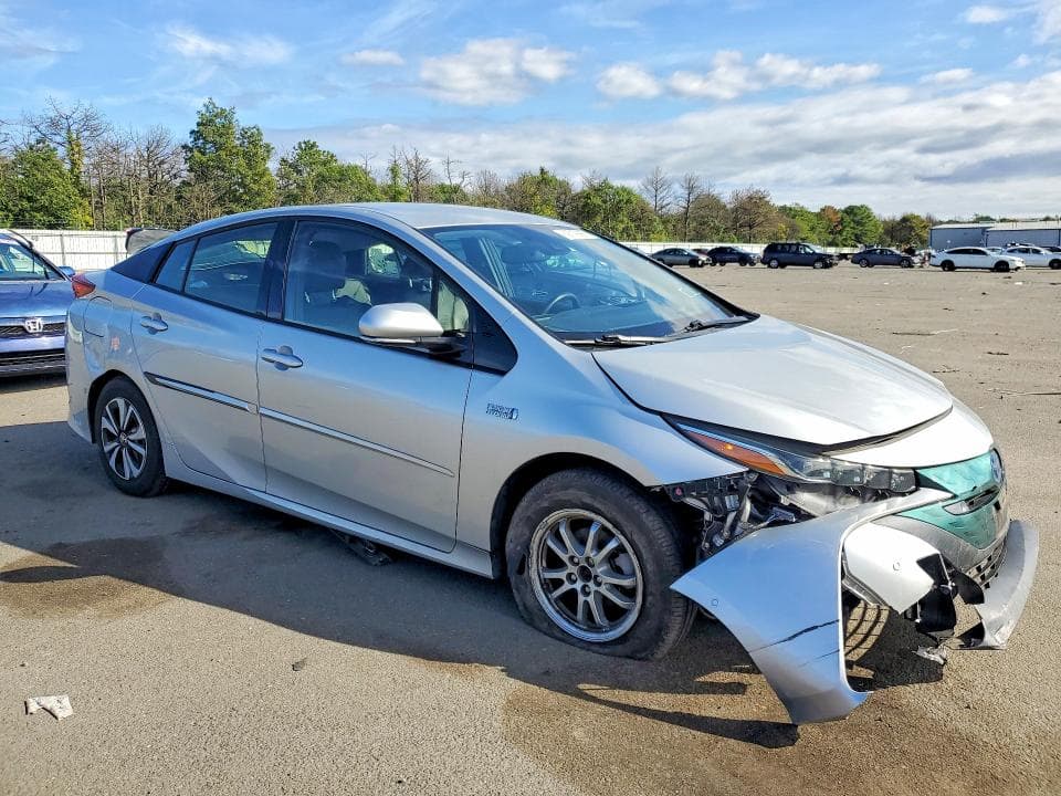 2018 TOYOTA PRIUS PRIME ADVANCED 4