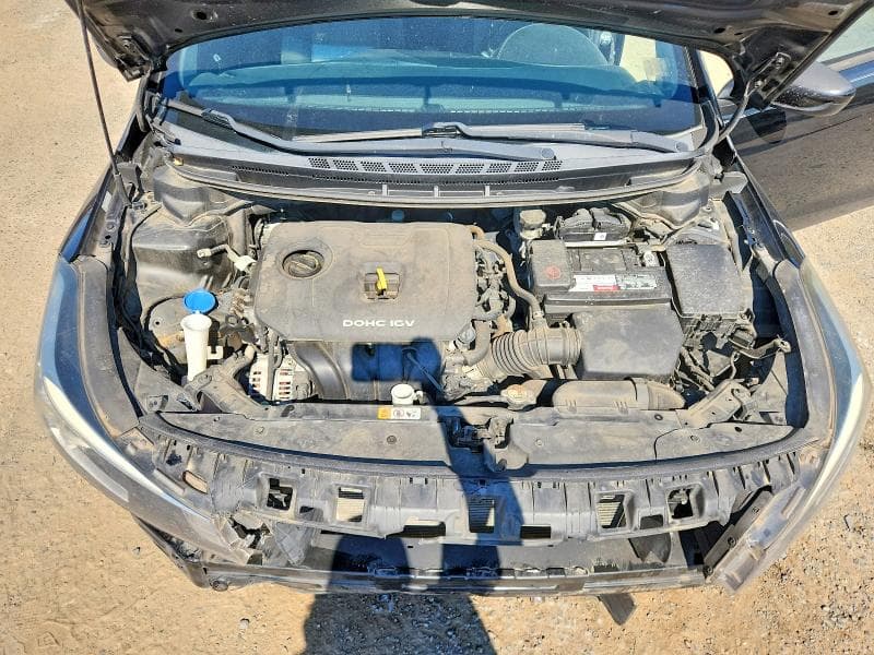 2017 KIA FORTE S 11