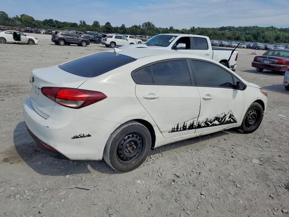 2017 KIA FORTE LX 3