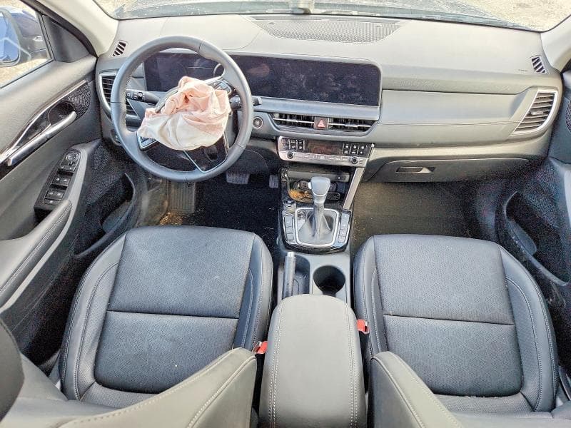 2026 KIA SELTOS EX 8
