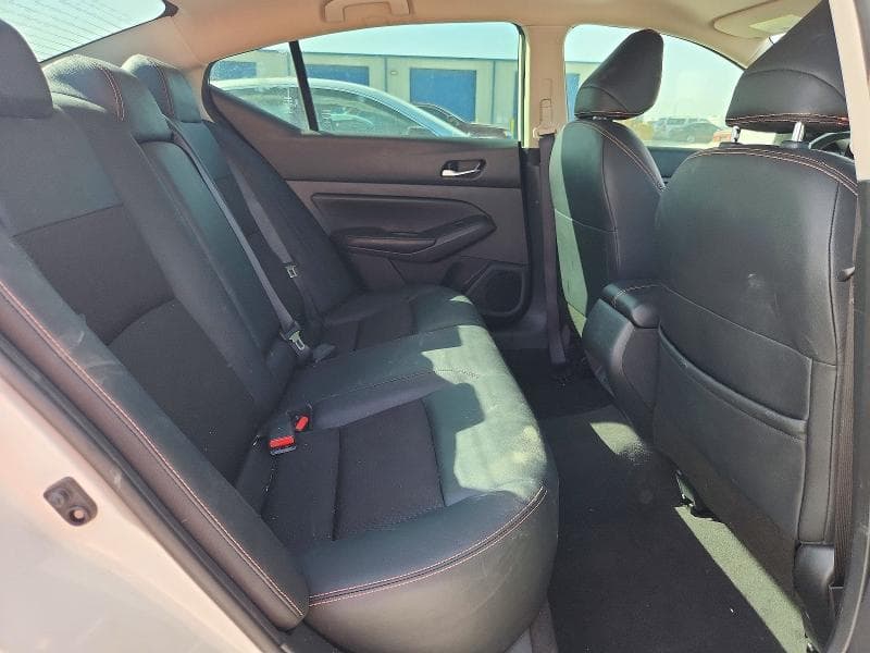 2022 NISSAN ALTIMA SR 10