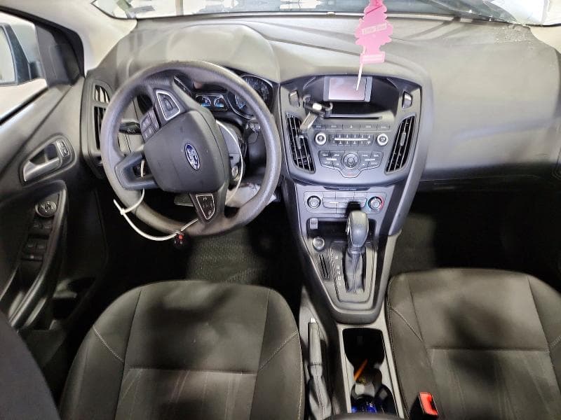 2017 FORD FOCUS SE 8