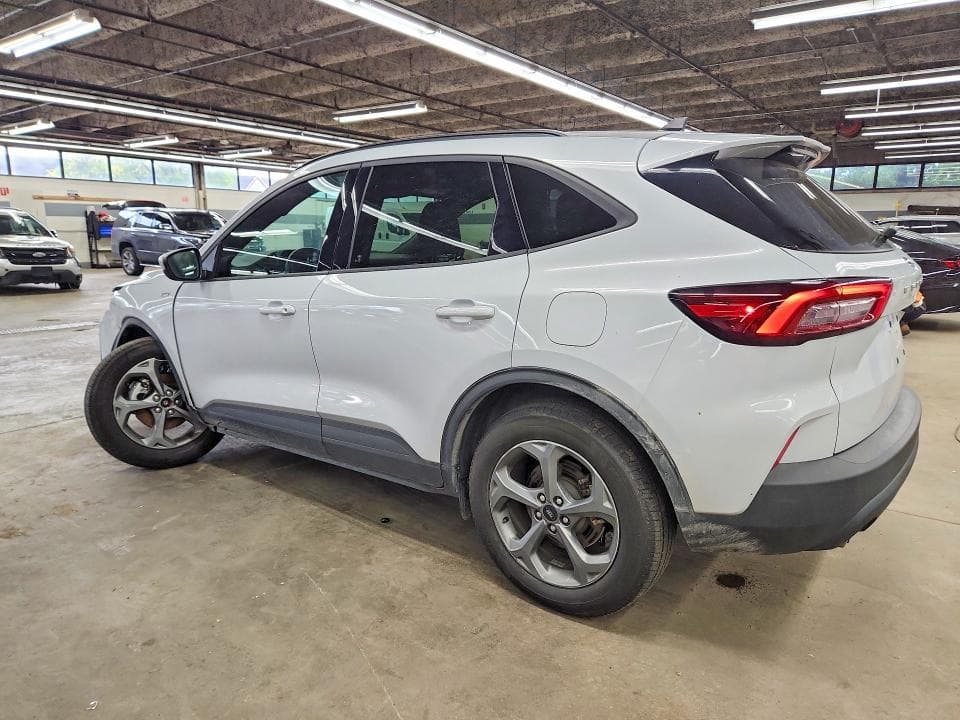 2025 FORD ESCAPE ST LINE SELECT 2
