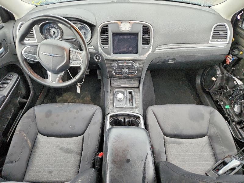 2021 CHRYSLER 300 TOURING 8