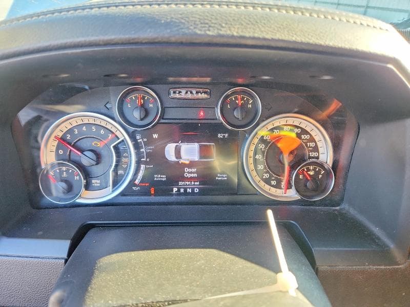 2017 RAM 1500 LARAMIE 9