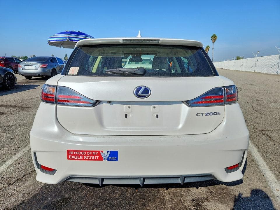 2017 LEXUS CT 200 6