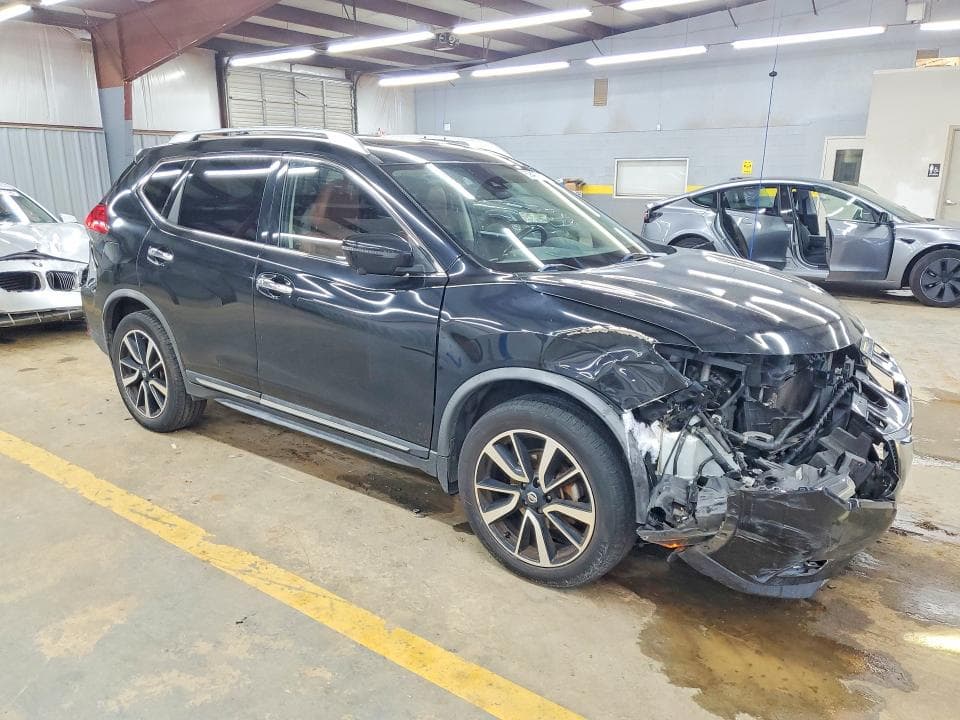 2017 NISSAN ROGUE SL 4