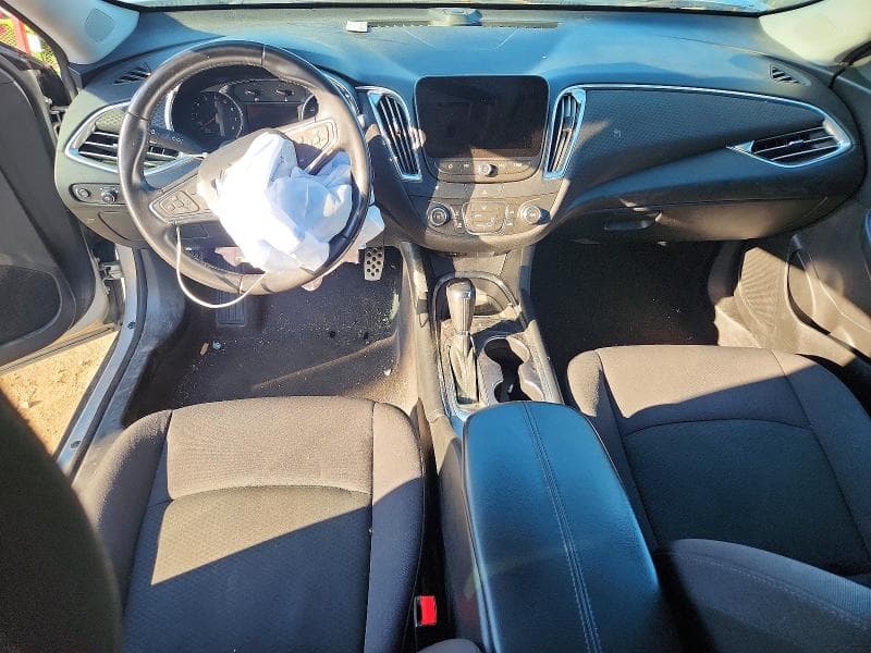 2017 CHEVROLET MALIBU LT 8
