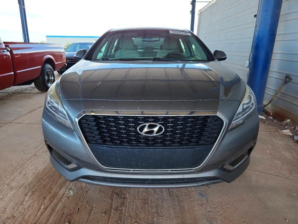2017 HYUNDAI SONATA HYBRID SE 5