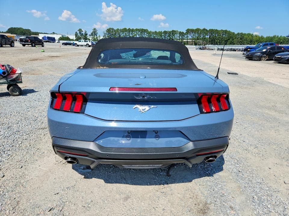 2025 FORD MUSTANG 6