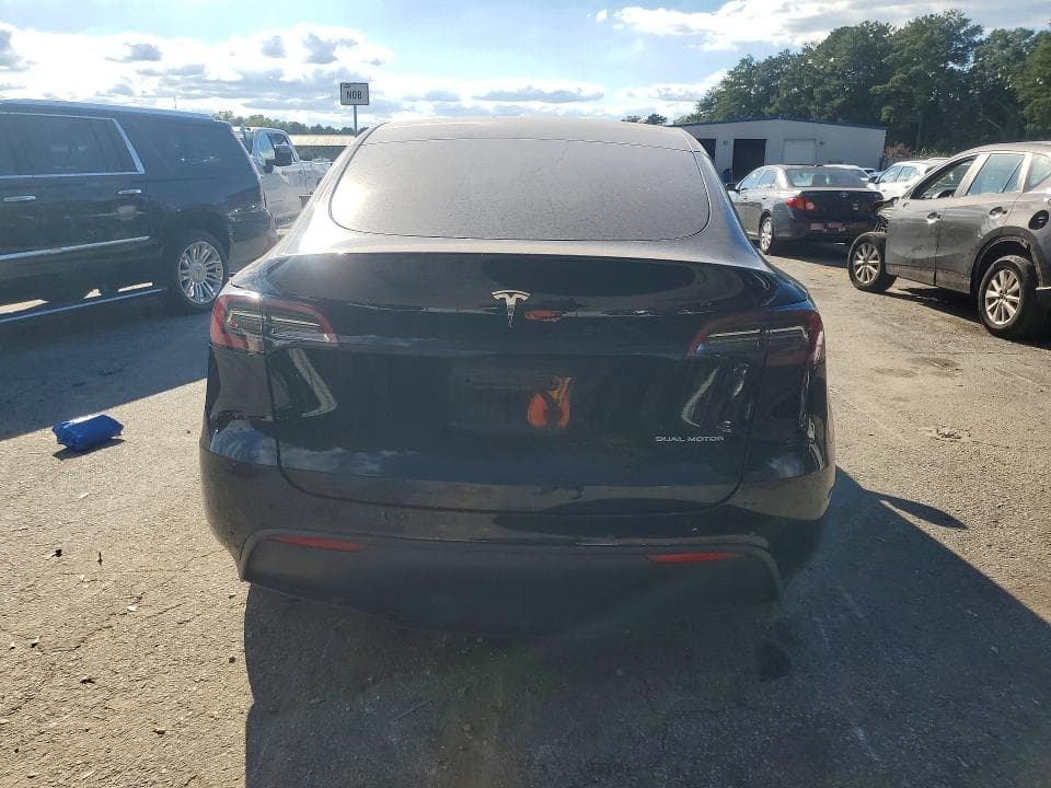 2021 TESLA MODEL Y 6