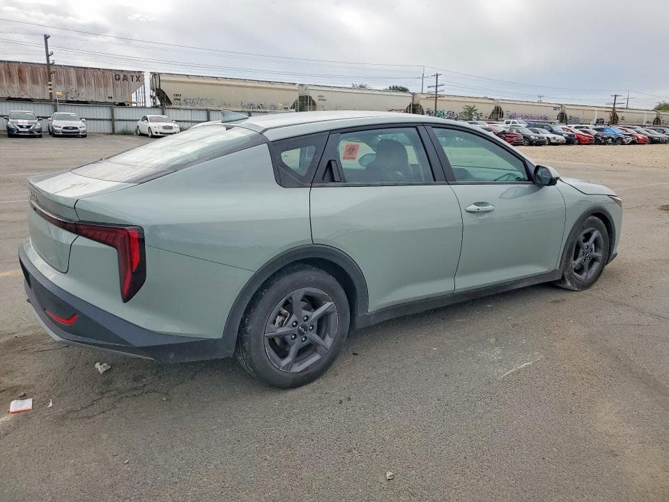 2025 KIA K4 LXS 3