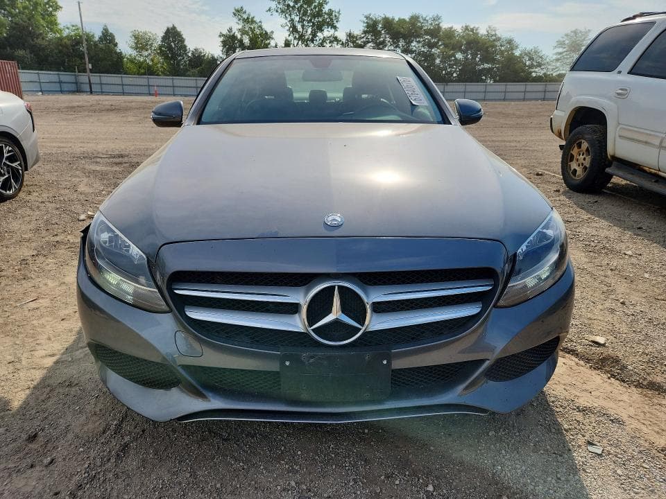 2017 MERCEDES-BENZ C 300 4MATIC 5