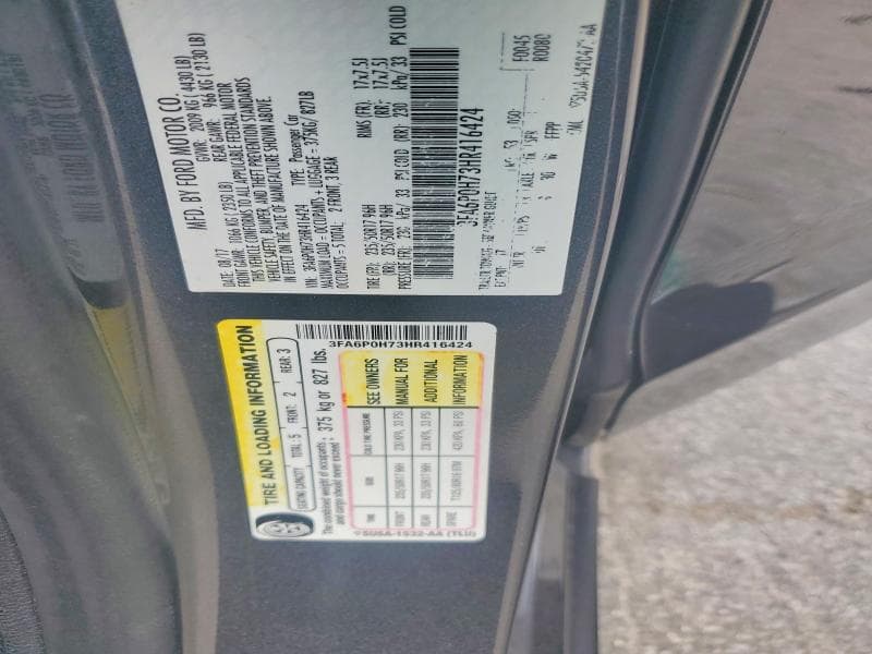 2017 FORD FUSION SE 12
