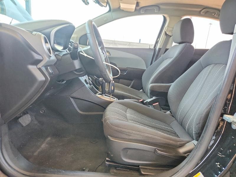 2019 CHEVROLET SONIC LT 7